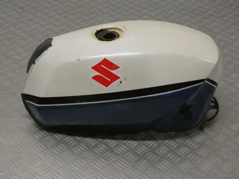TANK Suzuki GSX 750 1984 - 1986