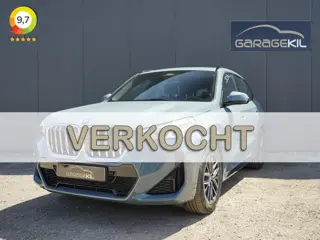 BMW X1 xDrive25e Dealeronderh. / Cape York Green / M-sport / Shadowline / Smartphone Integratie / Sp