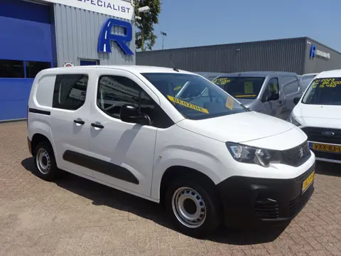 Peugeot Partner 1.2 PureTech Pro BENZINE BPM VRIJ AIRCO SCHUIFDEUR