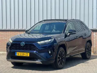 Toyota RAV4 2.5 Hybrid Bi-Tone Facelift/ Panorama/ Dealer onderhouden