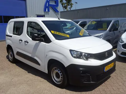 Peugeot Partner 1.2 PureTech Pro BENZINE AIRCO NAVI CRUISE CONTROL PDC SCHUIFDEUR