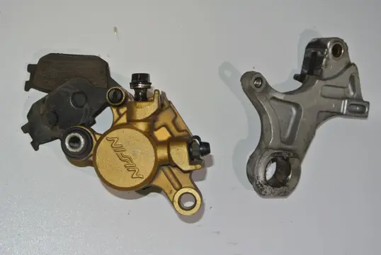 ACHTER REMKLAUW Honda CBR Fireblade 2002 - 2003