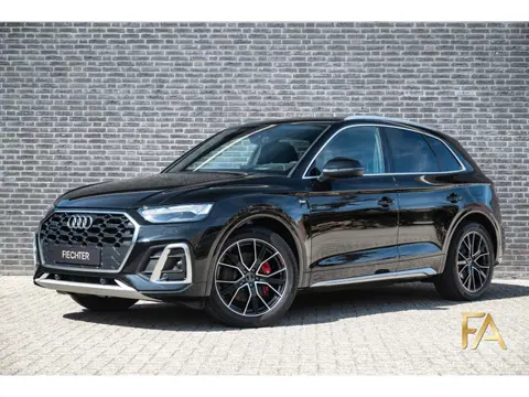 Audi Q5 55 TFSI e S edition Competition SLine|367PK|Headup|Luchtvering