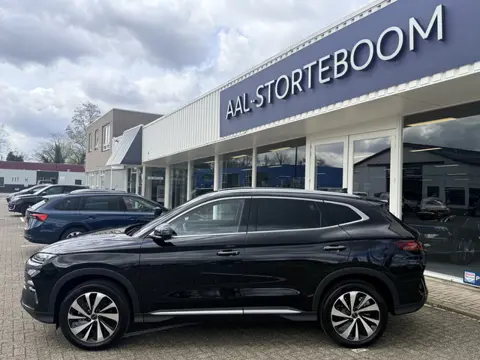 BYD SEAL U 1.5 DM-i FWD Boost | Hybrid | Pano | Leder | Nieuw ! | Snel Rijden!