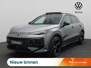 Volkswagen T-Roc 1.5 eTsi R-Line First Edition 150PK DSG Pano-Schuifdak, Trekhaak, Black Style, 20" 