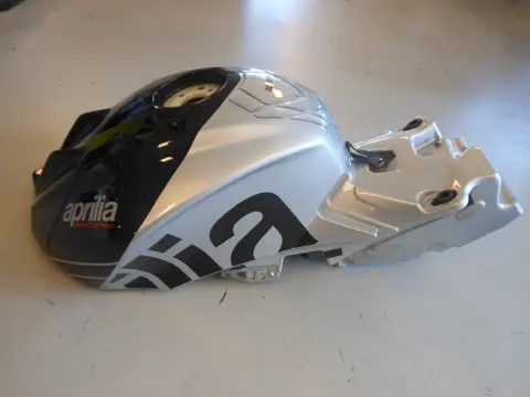 TANK Aprilia Tuono V4 2017 - 2018