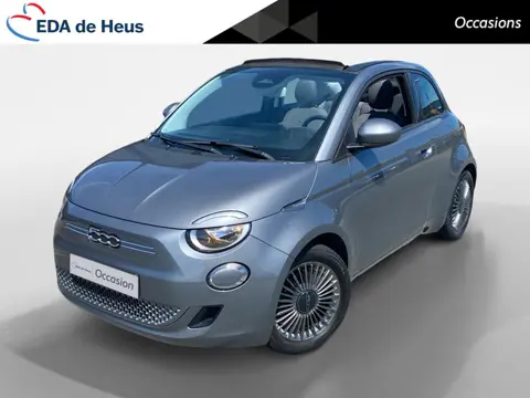 Fiat 500 Cabriolet Icon 42 kWh (WLTP 304km) CarPlay | stoelverwarming | cruise control | camera | cl