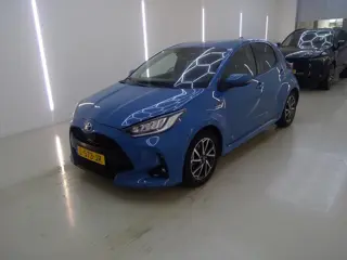 Toyota Yaris 1.5 Hybrid Style (bj 2021, automaat)