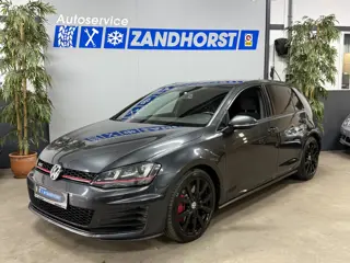 Volkswagen Golf 2.0 TSI GTI Performance // Panodak // carplay // trekhaak
