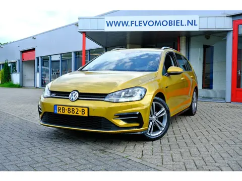 Volkswagen Golf Variant 1.0 TSI Highline Business R Navi|Massagestoel|Virt-Displ|CarPlay|LMV