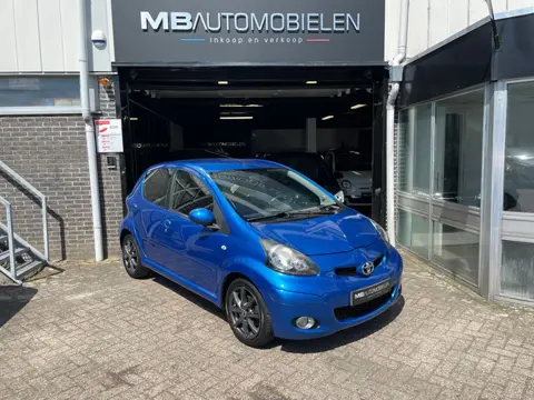 Toyota Aygo 1.0-12V/ LM.Velgen/Sport Uitvoering/airco/Apk/Nap/Nette auto!