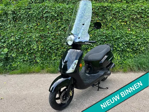 SYM Fiddle 2 45 km Scooter E4 Comfort zadel BETAAL met in3