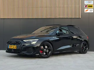 Audi A3 Sportback 45 TFSIe S edition Competition Maxton Matrix Pano