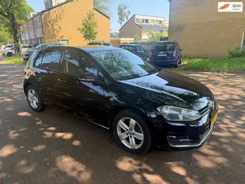 Volkswagen Golf AUTOMAAT / 143.000 NAP / Volledig dealer onderhouden / Leuke auto