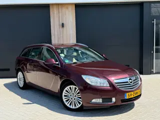 Opel Insignia Sports Tourer 2.0 CDTI Design Edition (bj 2013) AIRCO COLD!