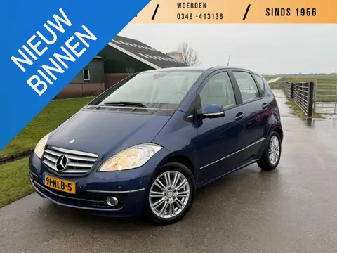Mercedes-Benz A-klasse 180 Elegance AUTOMAAT | PANORAMADAK | NL-AUTO | CRUISE | PDC V+A