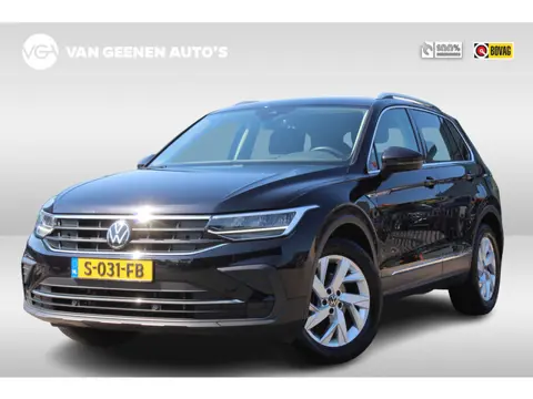 Volkswagen Tiguan 1.5 TSI Life Business | Trekhaak | Stoelverwarming