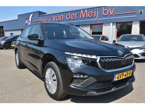 Škoda Kamiq 1.0 TSI Essence , AIRCO , NAVI VIA APP ,  PDC A , CR CONTROL ,