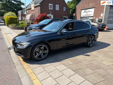BMW 3-serie 320i High Executive automaat