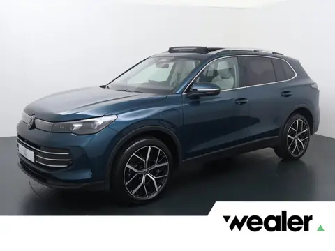 Volkswagen Tiguan 1.5 eHybrid Life Edition | 204 PK | SoH 100% | Trekhaak wegklapbaar | Matrix LED |