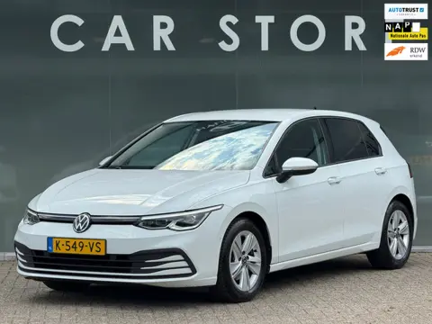 Volkswagen Golf 1.0 eTSI Life Business MEMORY /CAMERA/NAV