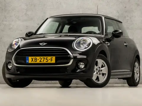 MINI Cooper 1.5 Cooper Sport (NAVIGATIE, NAP, BLUETOOTH, PARKEERSENSOREN, SPORTSTOELEN, CRUISE, ELEK