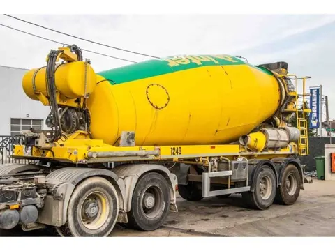 De Buf BETON MIXER/MALAXEUR/MISCHER12M3 (bj 2014)
