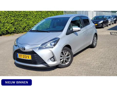 Toyota Yaris 1.5 VVT-i Dynamic Automaat (bj 2019)