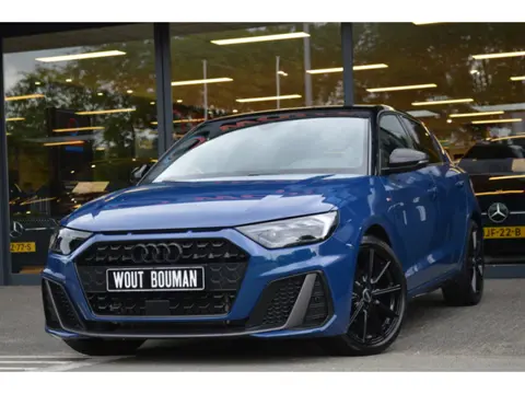 Audi A1 Sportback 30 TFSI S-Line Aut. Led Virtual Acc Camera CarPlay Pdc