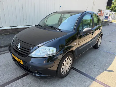 Citroen C3 1.4i Ligne Prestige automaat niewe apk