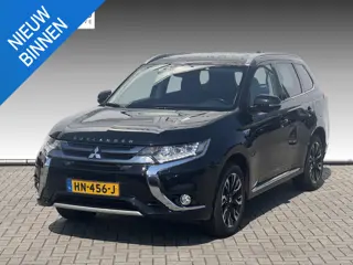Mitsubishi Outlander 2.0 PHEV instyle+ NL-AUTO | LEDER | SCHUIFDAK