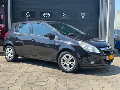 Opel Corsa 1.2-16V Edition - 2e Eigenaar - 5 Deurs - Airco - N.a.p. -