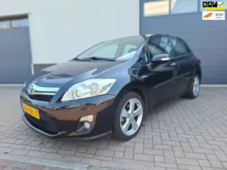 Toyota Auris | 1.8 Full Hybrid Executive | Airco | Cruise control | 2e eigenaar |