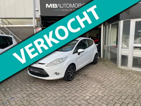 Ford FIESTA 1.6 Ghia /Apk/L.M-velgen/Airco/Clima/Luxe Uitvoering/Sport!