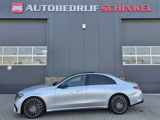 Mercedes-Benz E-Klasse 200 AMG PAKKET,PANO,360 CAMERA,SFEERVERLICHTING,20 INCH VELGEN