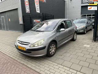 Peugeot 307 1.6-16V XT Trekhaak Airco NAP APK
