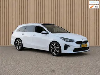Kia Ceed Sportswagon 1.4 T-GDi DynamicLine+Panaroma+Carplay