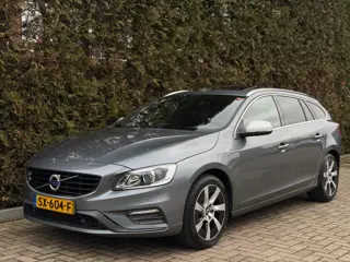Volvo V60 2.0 T4 R-Design Camera Schuifdak Trekhaak