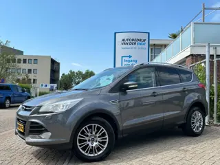 FORD KUGA 1.6 Titanium  Trekhaak  PDC  Stoelverwarming 