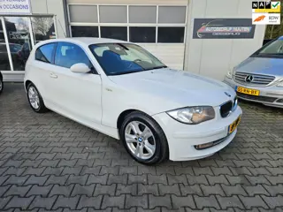 BMW 1-serie 118i Business Line NAVI ...CLIMA