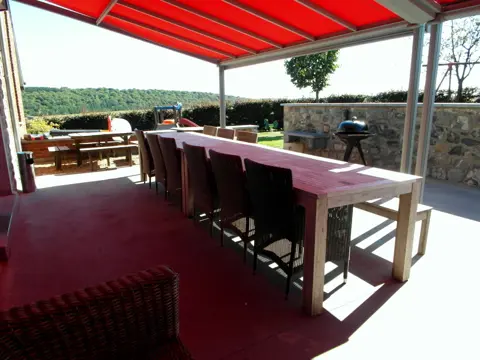 Ardennen 18 personen vakantiehuis met sauna, petanque, trampoline 7 slaap- en badkamers