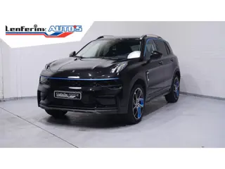 Lynk & Co 01 1.5 pano-dak ACC navi stoelverwarming apple-carplay led-verlichting telefoonlader PDC v