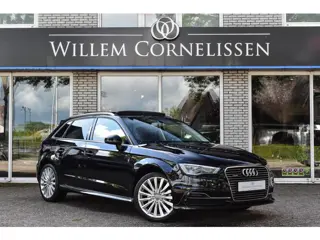 Audi A3 Sportback 1.4 e-tron PHEV Ambition Pro Line plus Pano Leder Stoelverwarming