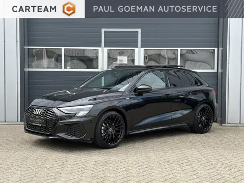 Audi A3 Sportback 35 TFSI 3x S Line edition | Pano | B&O | Camera | Elek stoelen | 19 inch |