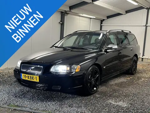 Volvo V70 2.4 T5 260PK AUT 6-2005 LEDER NAVI XENON SCHF.DAK ST.VERW CRUISE ECC PDC TEL 18'' TREKH..