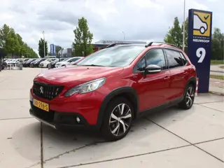 Peugeot 2008 1.2 PureTech GT-line Half Leder, Camera-Carplay, Pano, Trekhaak Aanbieding!!