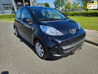 Peugeot 107 1.0-12V XS 5deurs