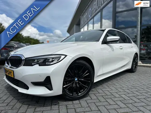 BMW 3-serie Automaat 2020 | Automaat | Navi | PDC | DAB+ | CarPlay | LED | 1e eigenaar | 140dkm | De