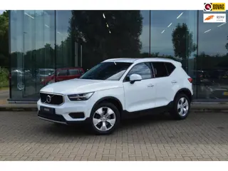 Volvo XC40 2.0 T4 Momentum | Trekhaak | Elek. achterklep | Navi