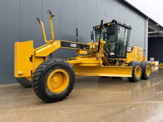 Cat 140K (bj 2018)
